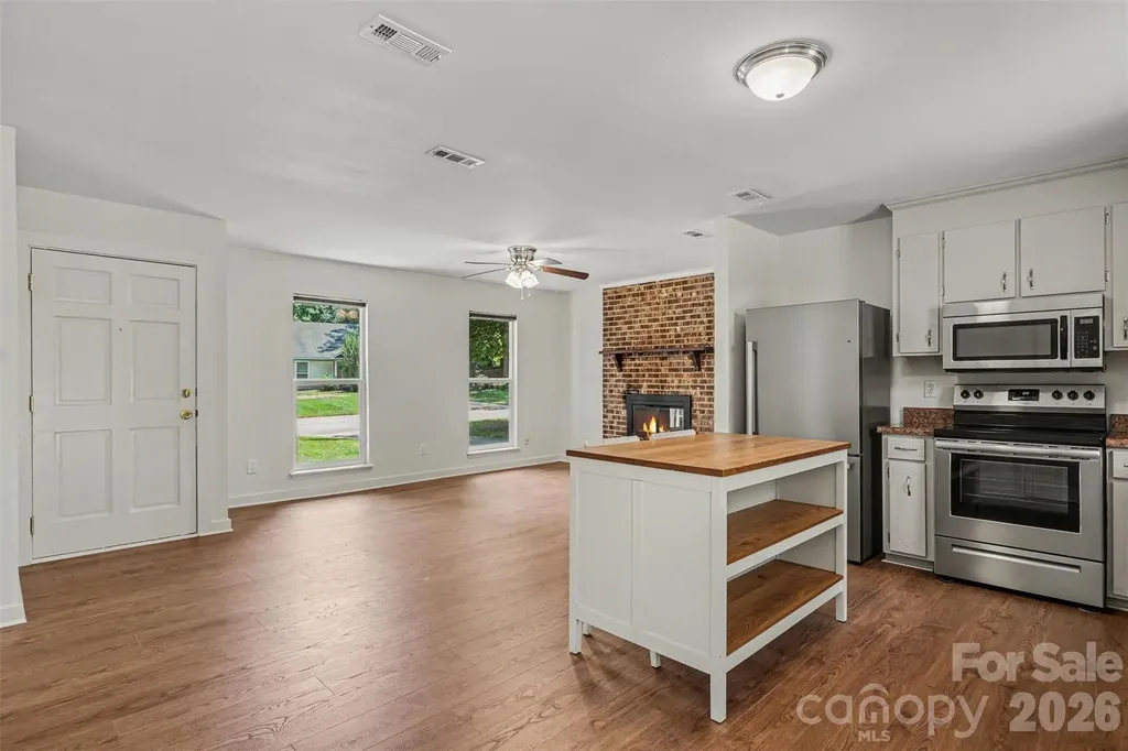 5301 Great Wagon Road Charlotte NC 28215