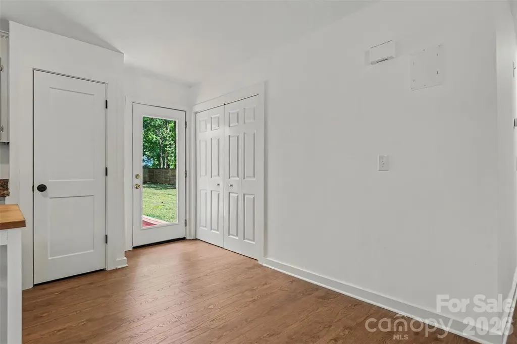 5301 Great Wagon Road Charlotte NC 28215