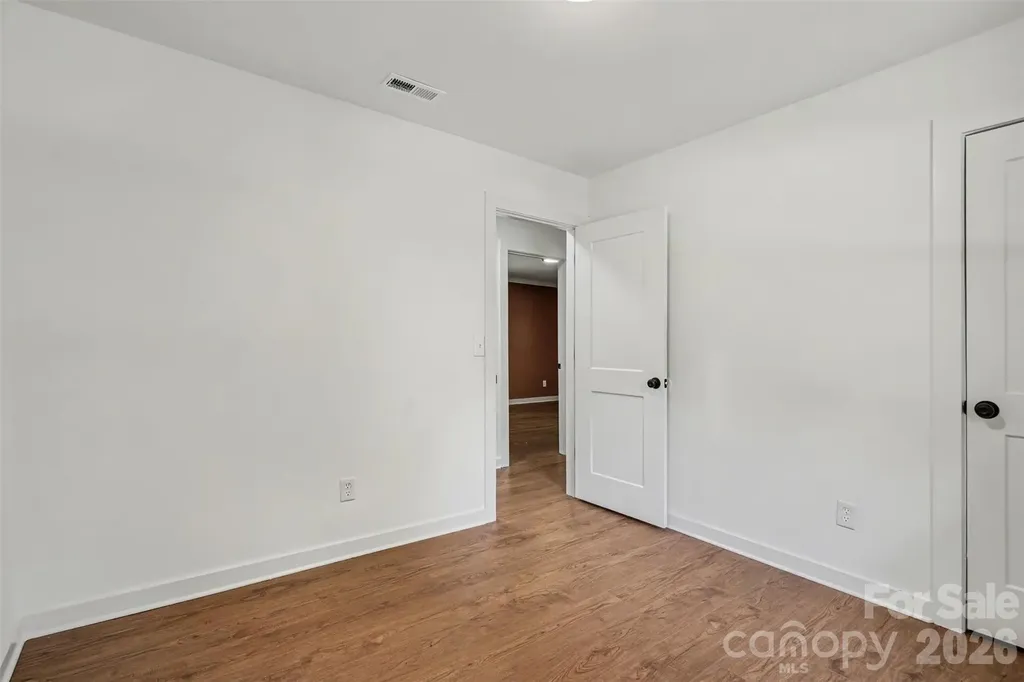 5301 Great Wagon Road Charlotte NC 28215