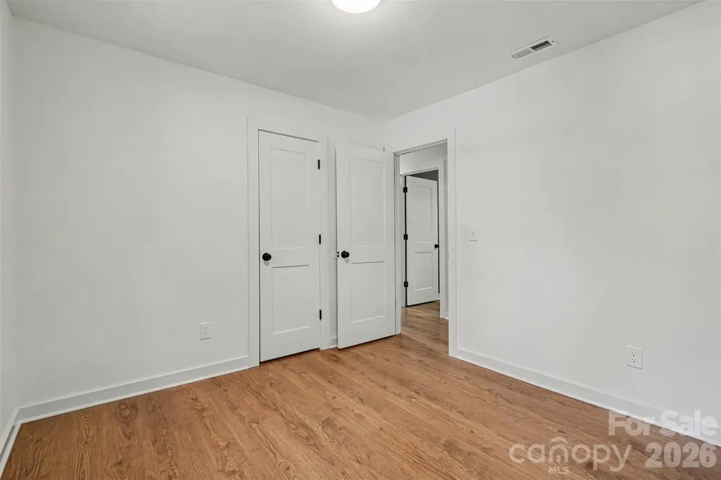 5301 Great Wagon Road Charlotte NC 28215