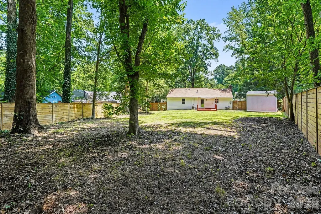 5301 Great Wagon Road Charlotte NC 28215