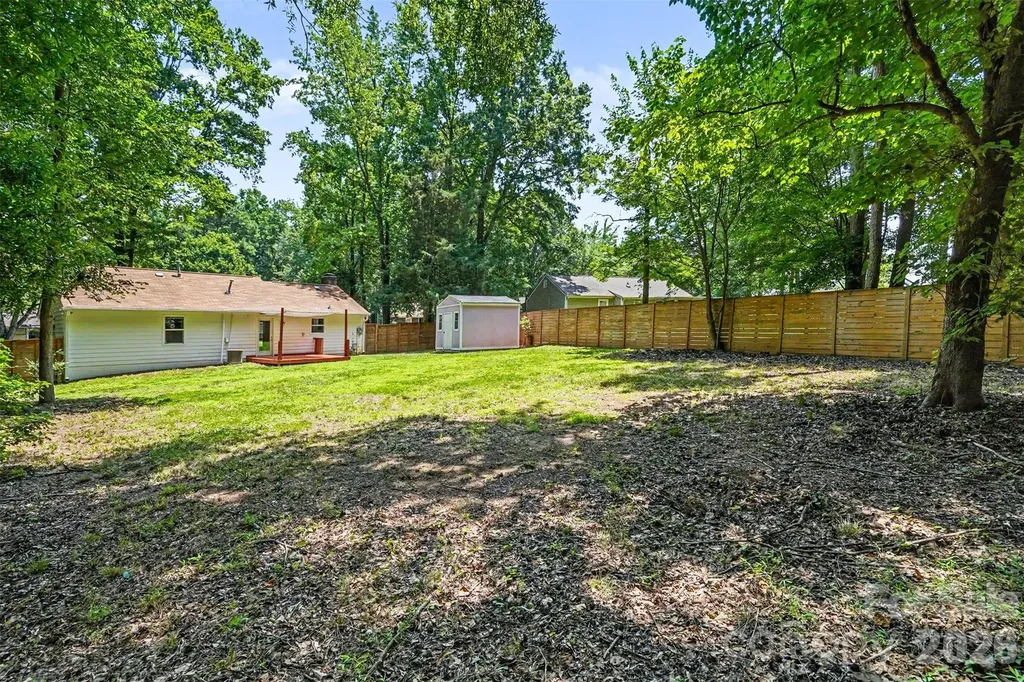5301 Great Wagon Road Charlotte NC 28215