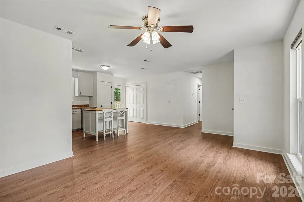 5301 Great Wagon Road Charlotte NC 28215