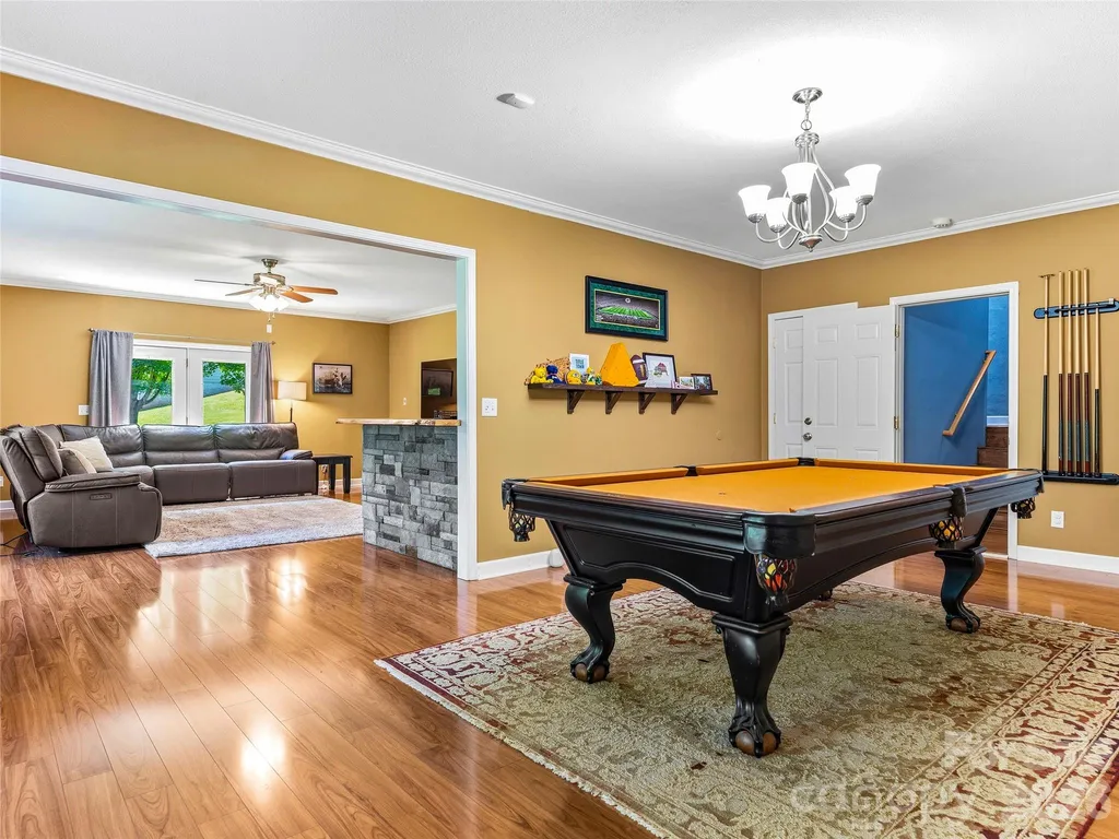 8 Old Farm House Road Weaverville NC 28787