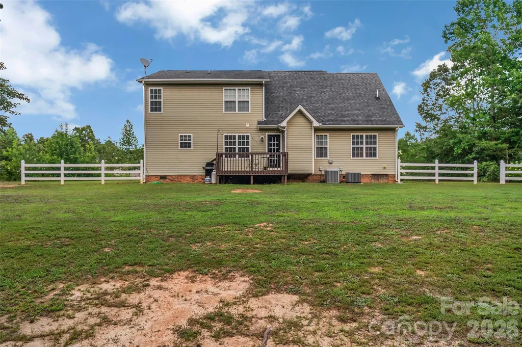 2114 Pinnacle View Drive Kings Mountain NC 28086