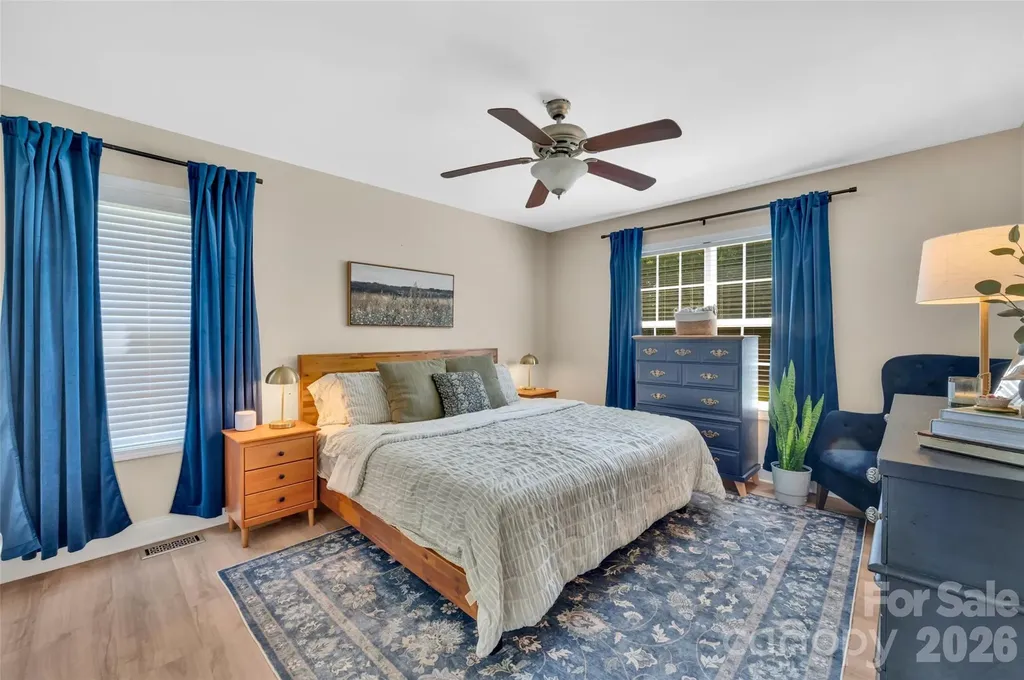 2114 Pinnacle View Drive Kings Mountain NC 28086