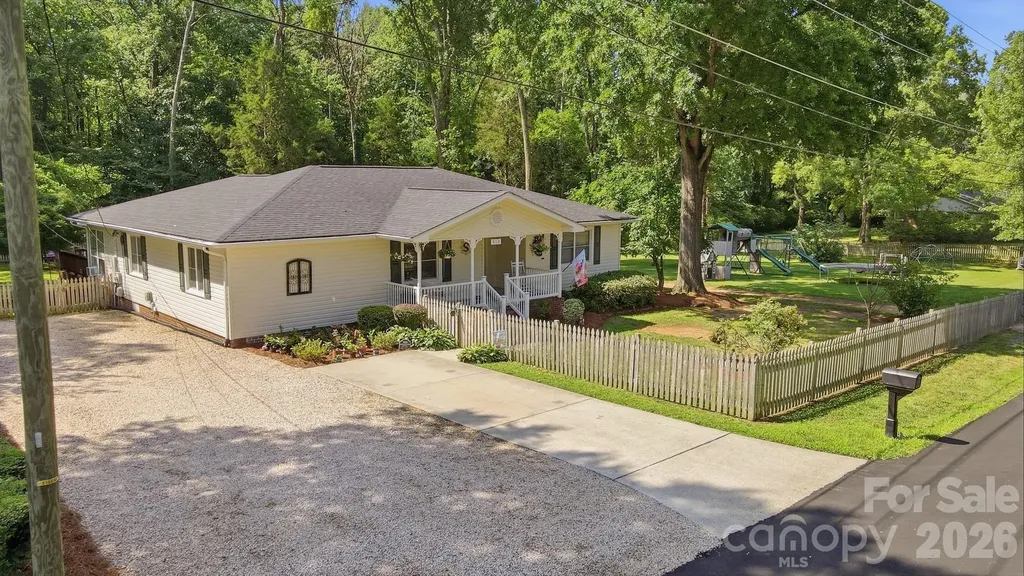 313 Elwood Street Kannapolis NC 28081