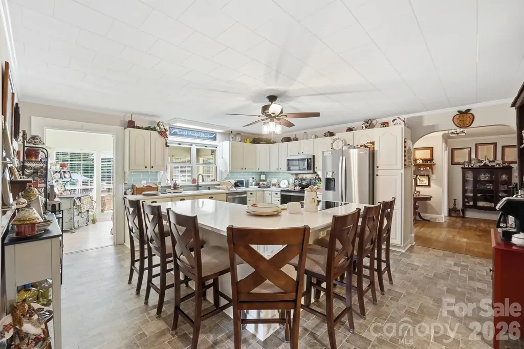 313 Elwood Street Kannapolis NC 28081