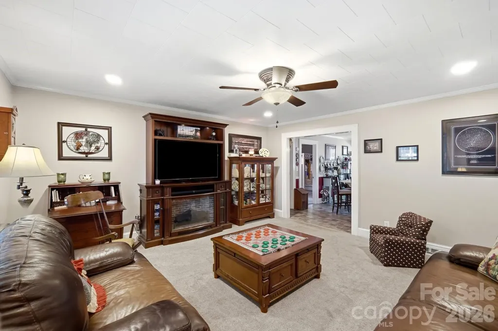313 Elwood Street Kannapolis NC 28081