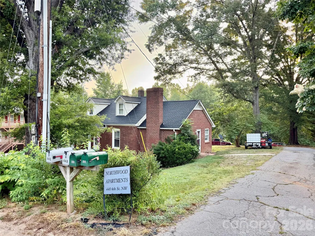 448 6th Street NW Taylorsville NC 28681