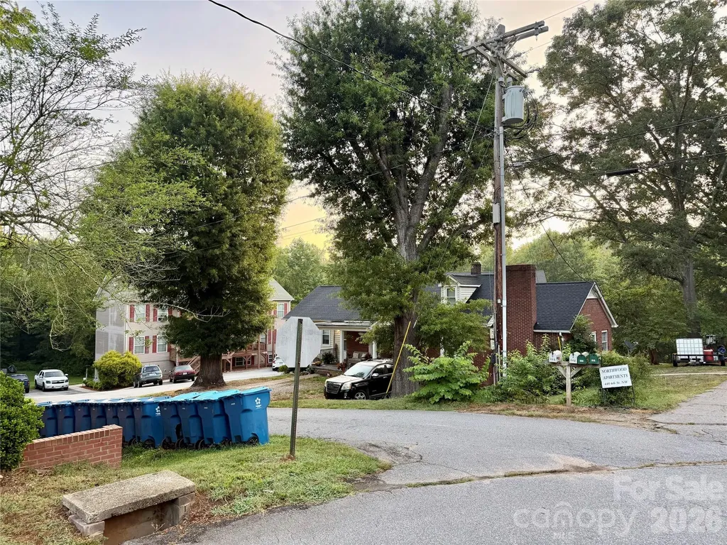 448 6th Street NW Taylorsville NC 28681