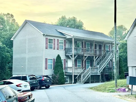 448 6th Street NW Taylorsville NC 28681