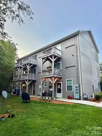 448 6th Street NW Taylorsville NC 28681