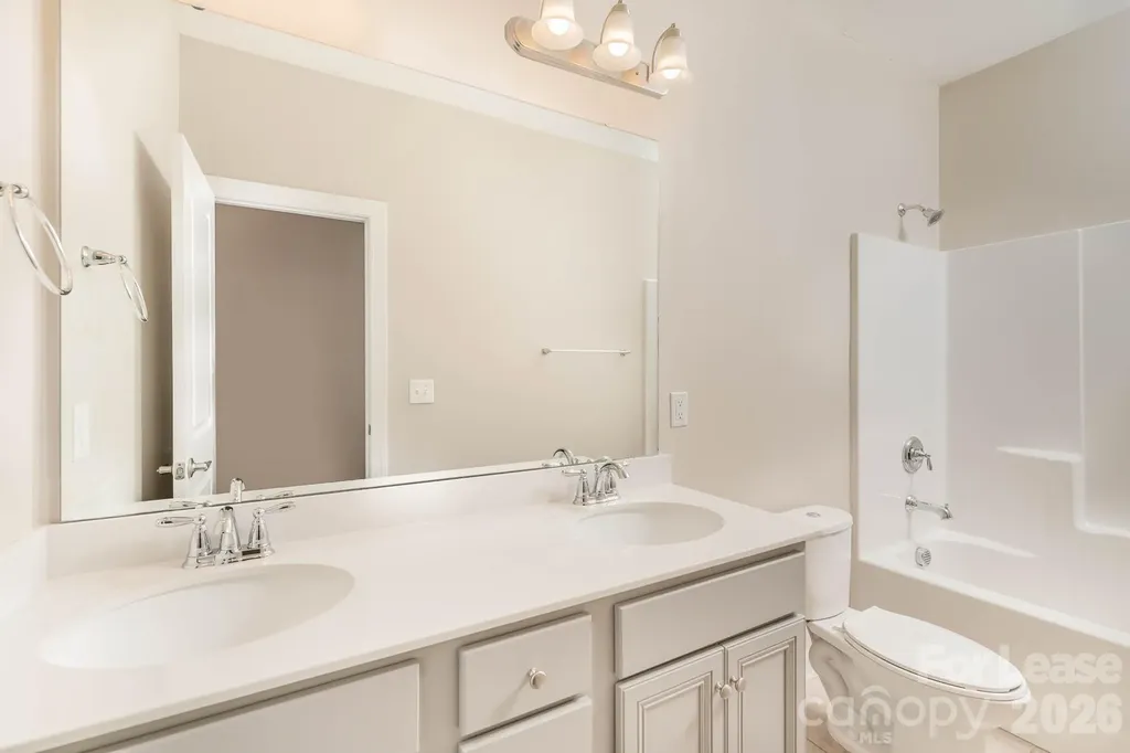 8528 Pennegrove Circle Charlotte NC 28214