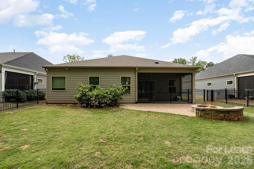 8528 Pennegrove Circle Charlotte NC 28214