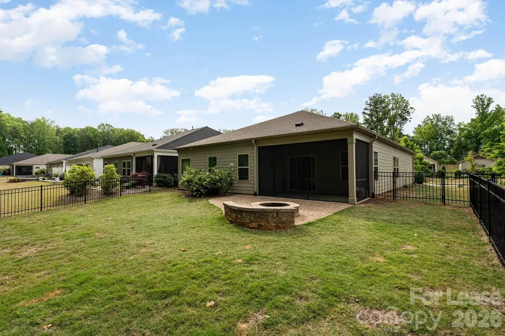 8528 Pennegrove Circle Charlotte NC 28214