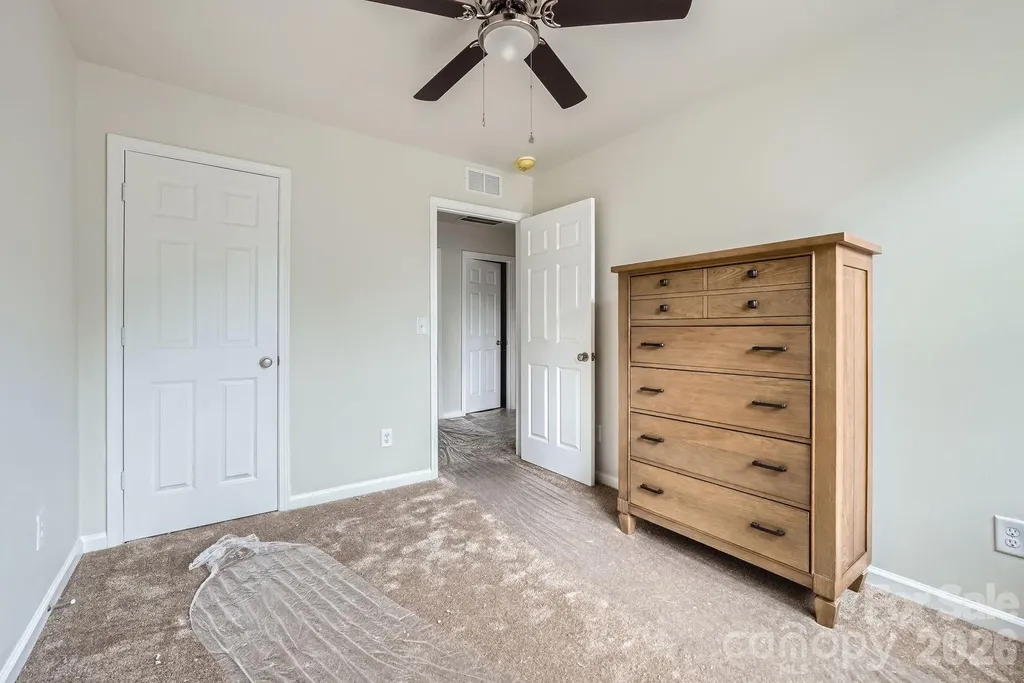 1614 Ct Brooks Circle Charlotte NC 28212