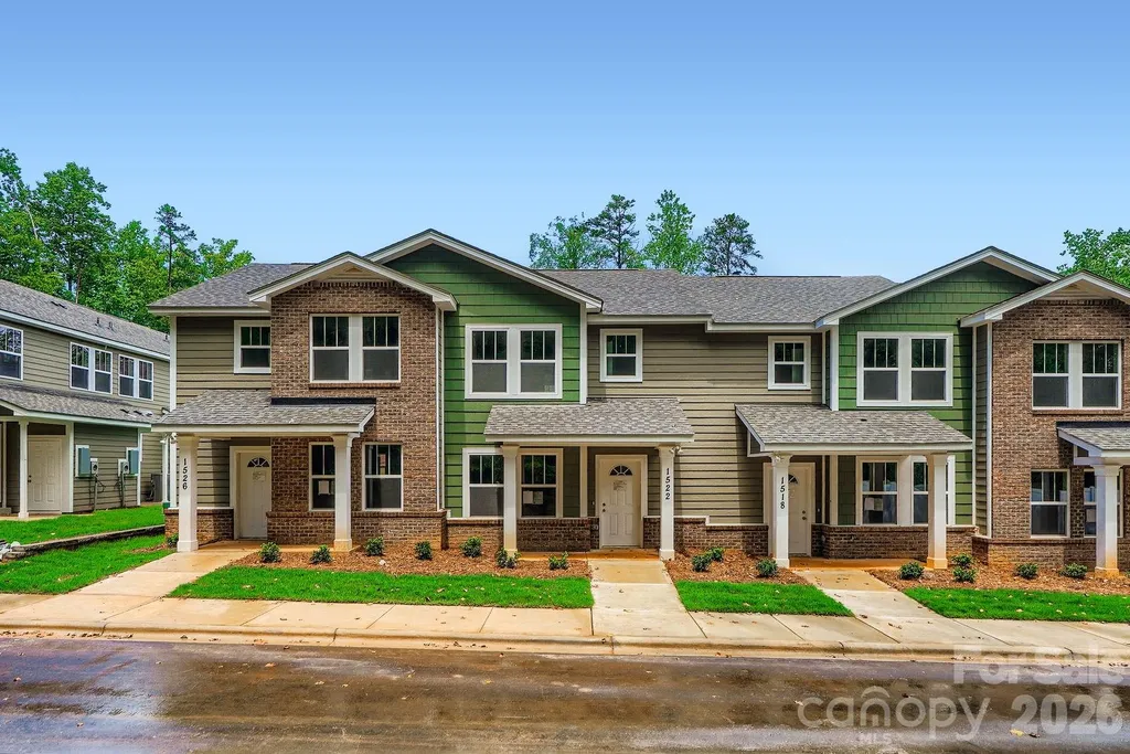 1614 Ct Brooks Circle Charlotte NC 28212