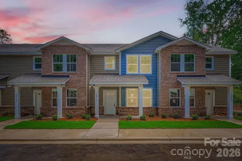 1614 Ct Brooks Circle Charlotte NC 28212