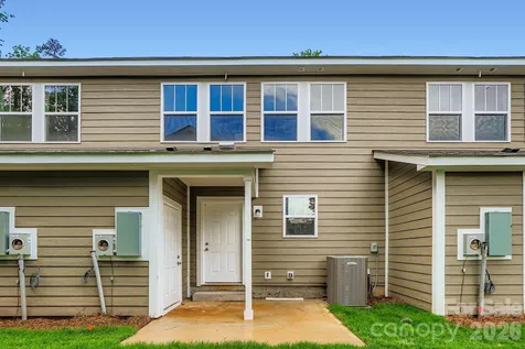 1614 Ct Brooks Circle Charlotte NC 28212