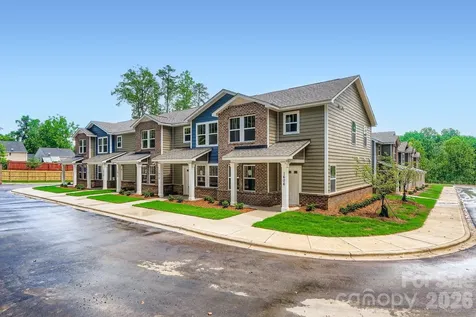 1614 Ct Brooks Circle Charlotte NC 28212