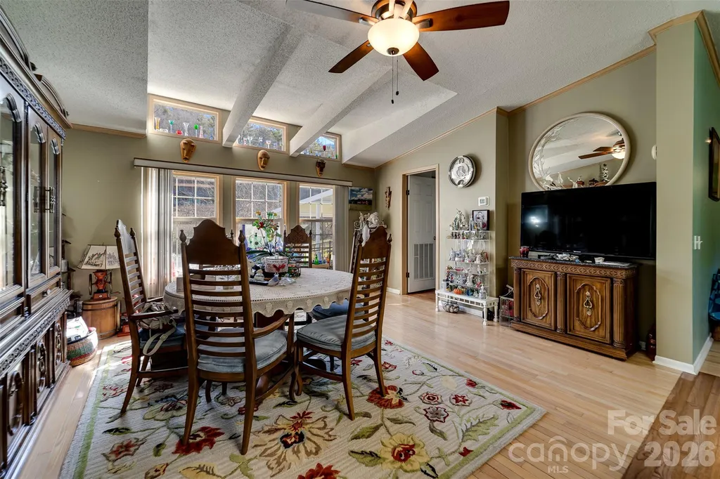 7581 Hwy 441 Highway S Sylva NC 28779