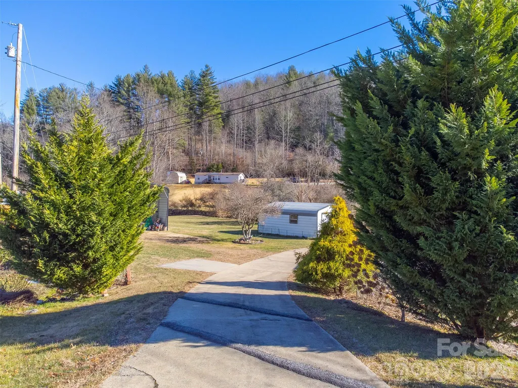7581 Hwy 441 Highway S Sylva NC 28779