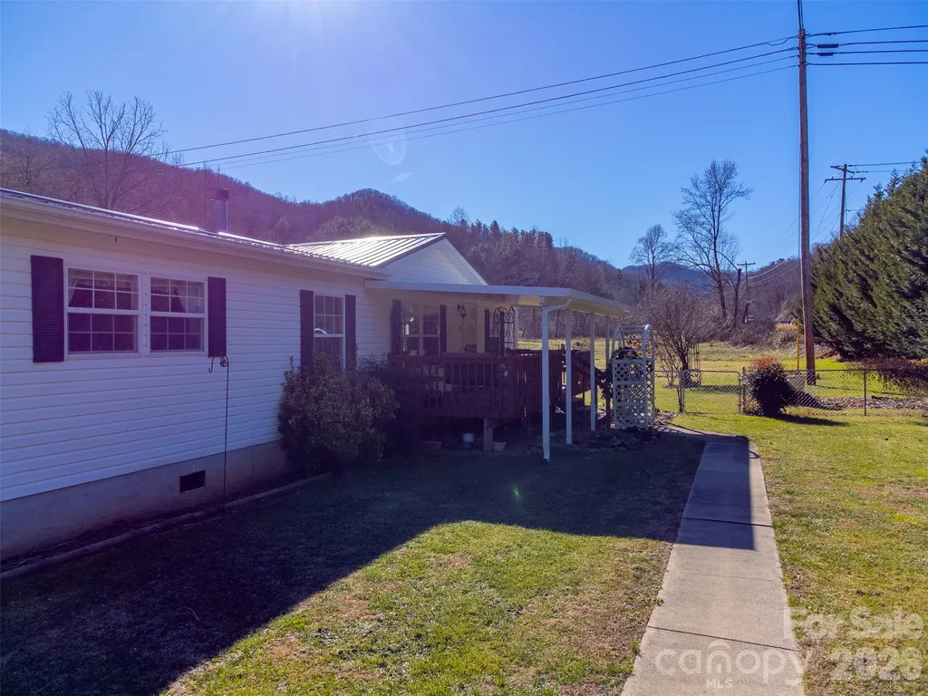 7581 Hwy 441 Highway S Sylva NC 28779