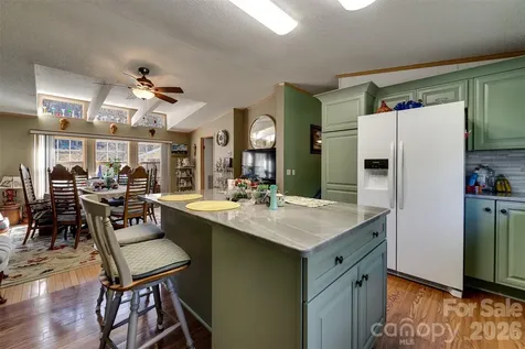 7581 Hwy 441 Highway S Sylva NC 28779