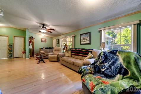 7581 Hwy 441 Highway S Sylva NC 28779