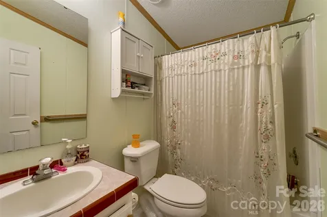 7581 Hwy 441 Highway S Sylva NC 28779