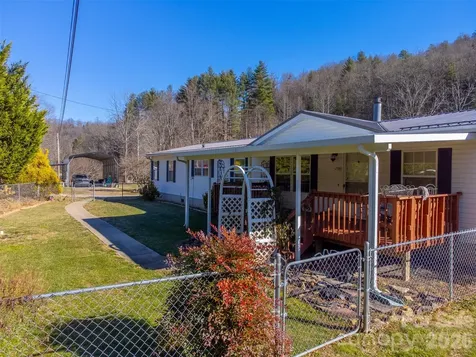 7581 Hwy 441 Highway S Sylva NC 28779