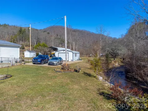 7581 Hwy 441 Highway S Sylva NC 28779