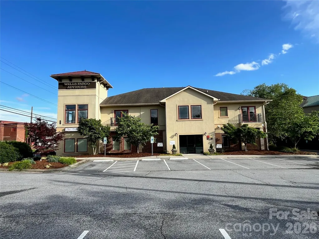 421 S Church Street Hendersonville NC 28792