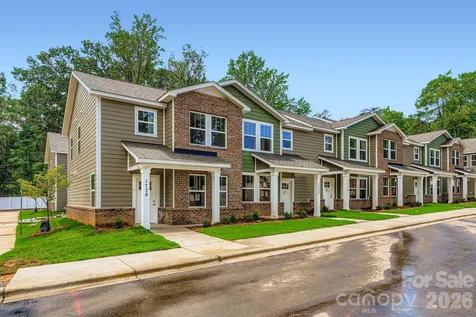 1610 Ct Brooks Circle Charlotte NC 28212
