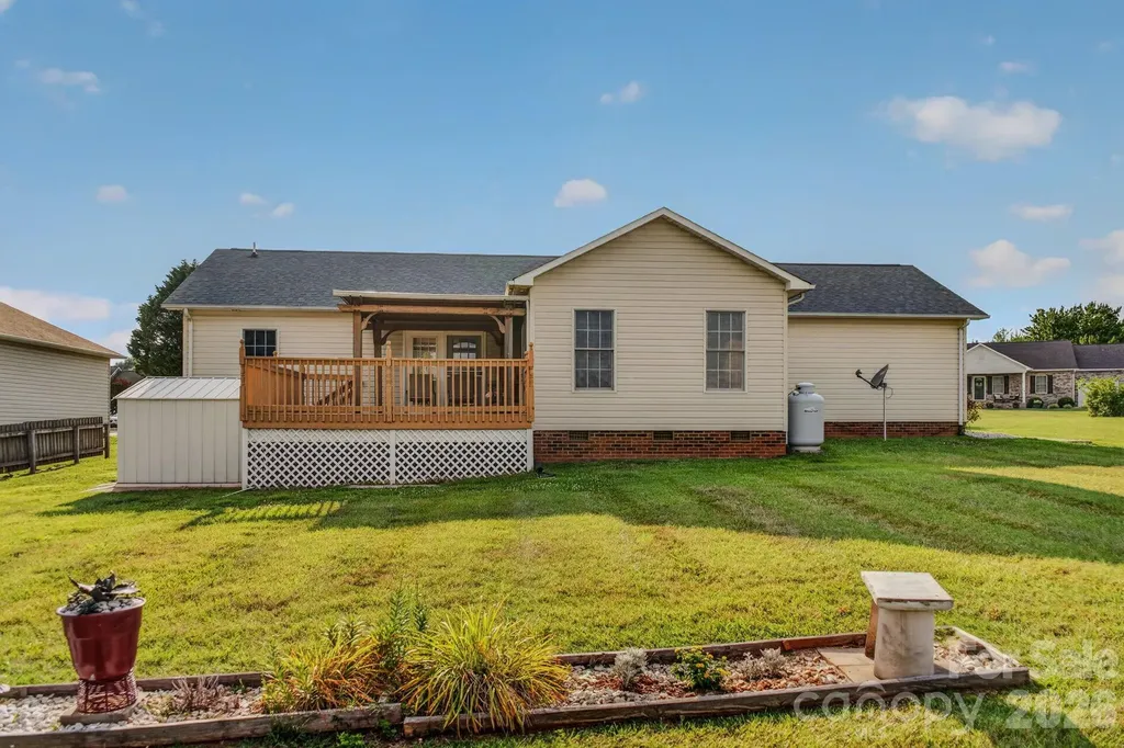 1425 Farmington Hills Drive Conover NC 28613
