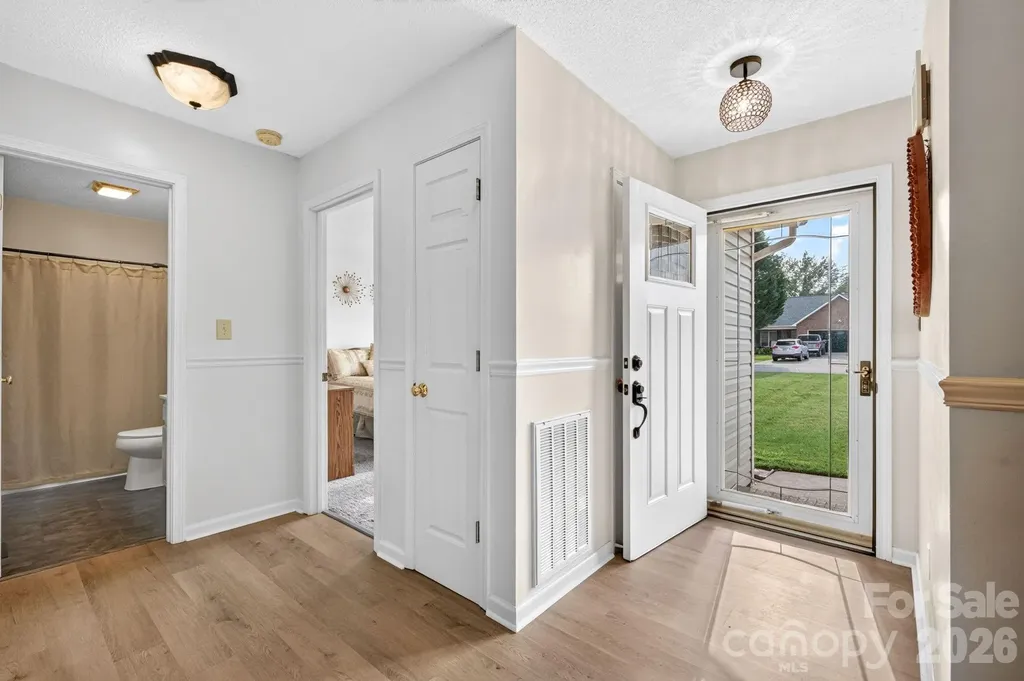 1425 Farmington Hills Drive Conover NC 28613