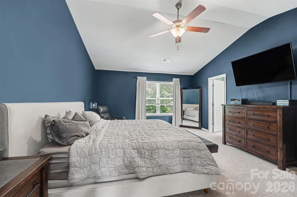 2007 Karen Woods Lane Charlotte NC 28216
