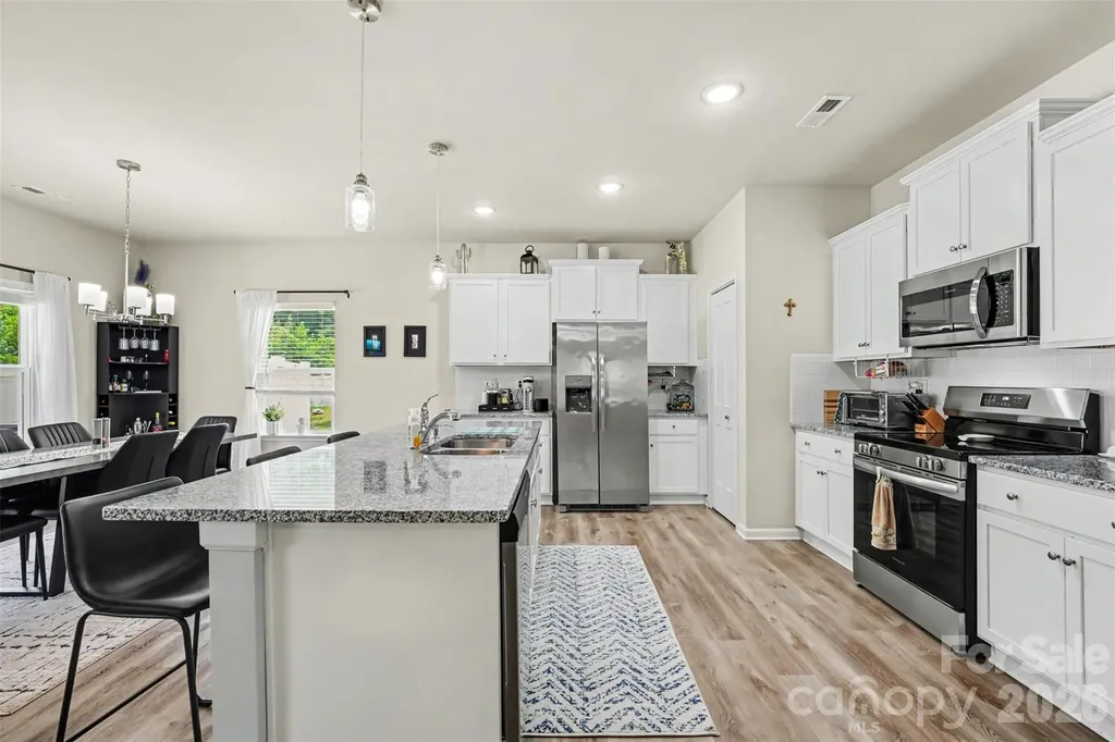 2007 Karen Woods Lane Charlotte NC 28216