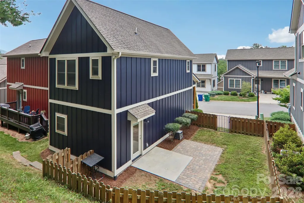 76 Wheeler Road Weaverville NC 28787