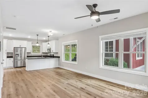 76 Wheeler Road Weaverville NC 28787