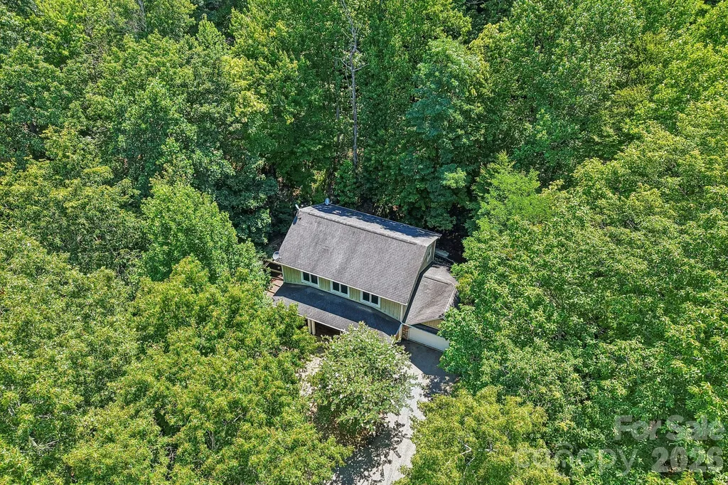10 Cedar Drive Mills River NC 28759
