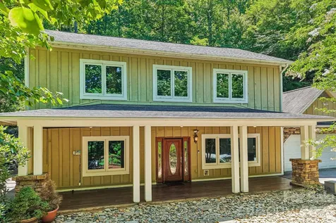 10 Cedar Drive Mills River NC 28759