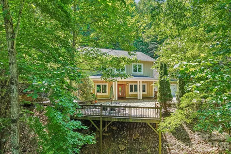 10 Cedar Drive Mills River NC 28759