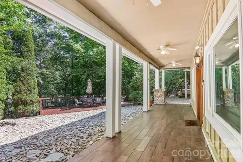 10 Cedar Drive Mills River NC 28759