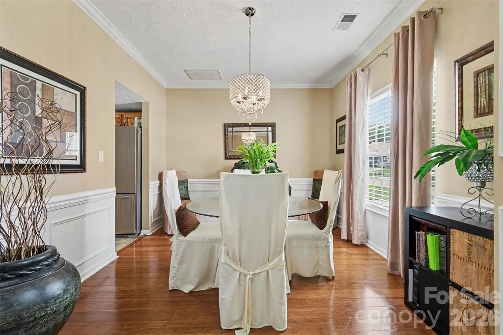 1826 Conifer Circle Charlotte NC 28213