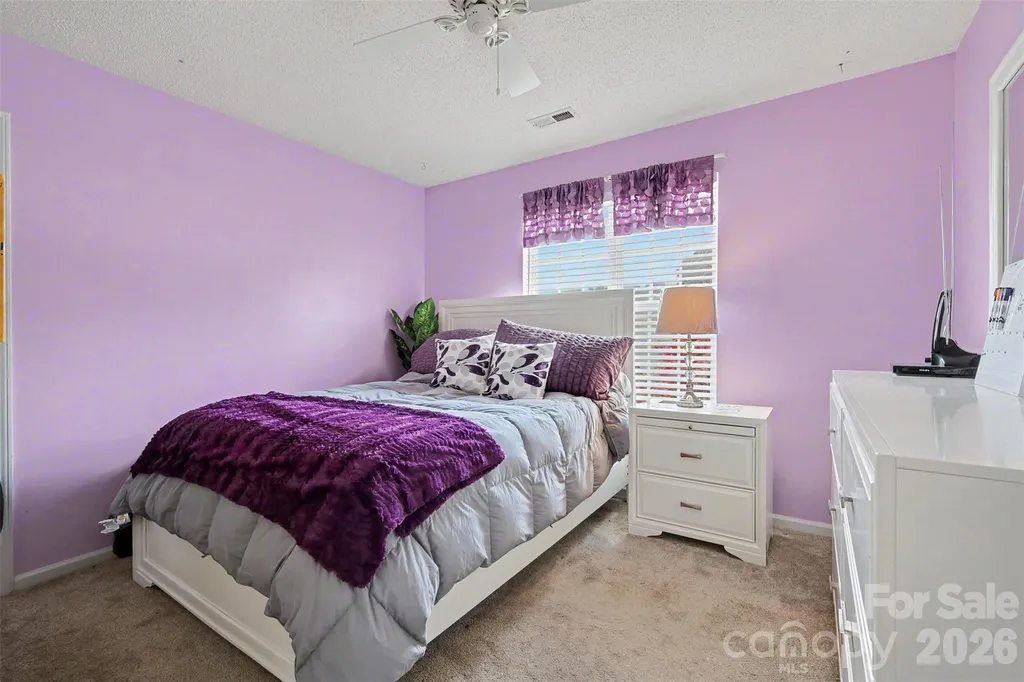 1826 Conifer Circle Charlotte NC 28213