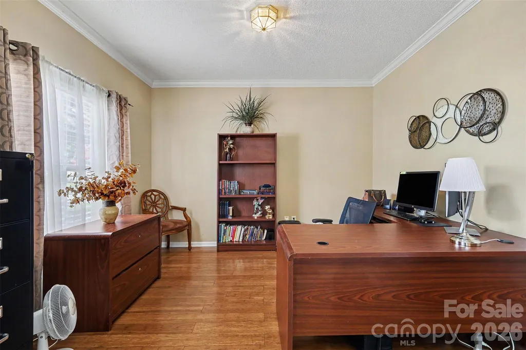 1826 Conifer Circle Charlotte NC 28213