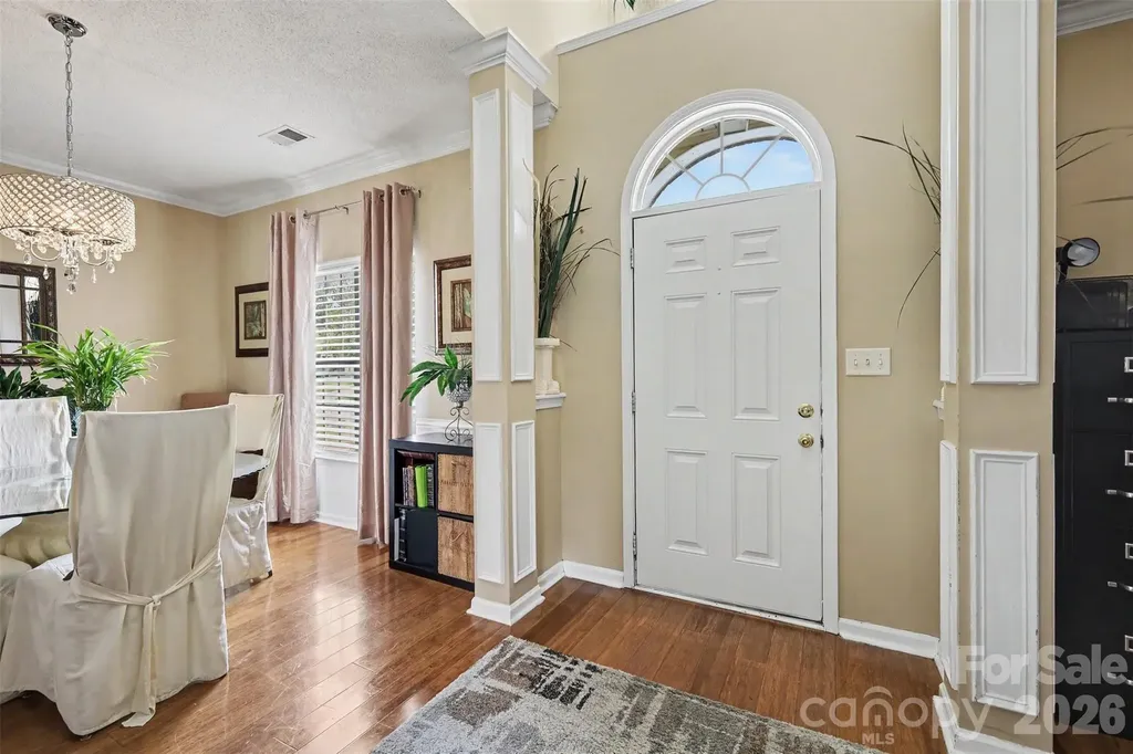 1826 Conifer Circle Charlotte NC 28213