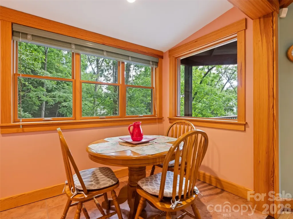 145 Hiaway Trail Clyde NC 28721